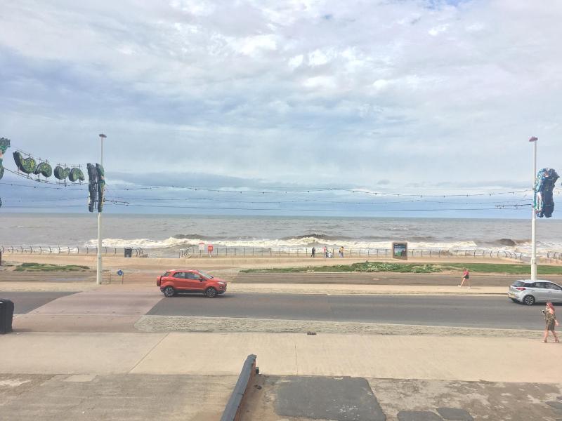 Double Room with Sea View image 4