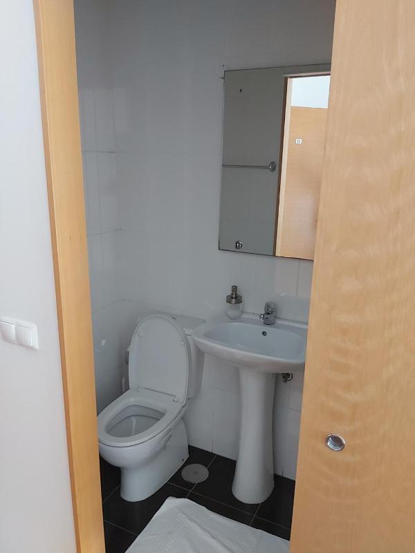 Twin Room image 1