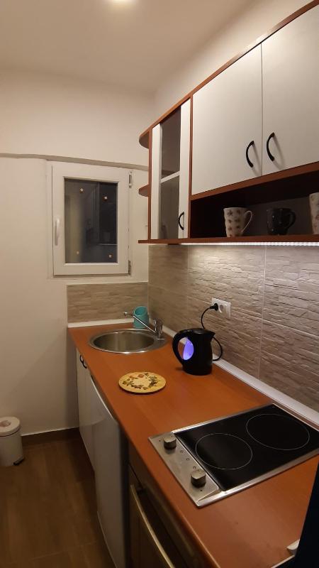 Azzurro Studio Apartment - image 13