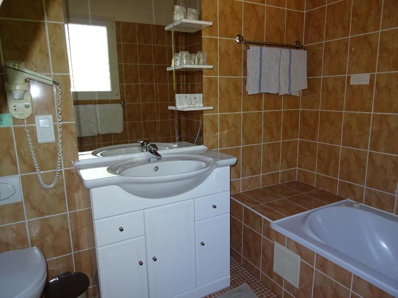 AU BOIS FLEURI Les Chambres d'Hôtes - image 7