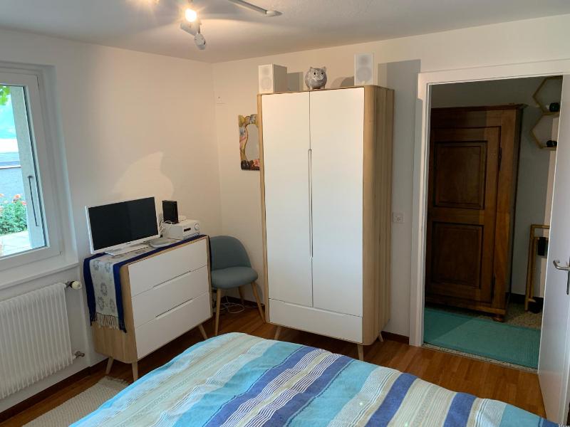 Double Room with Lake View image 4