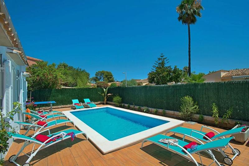 Villa image 2