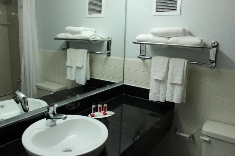 Standard Double Room image 1