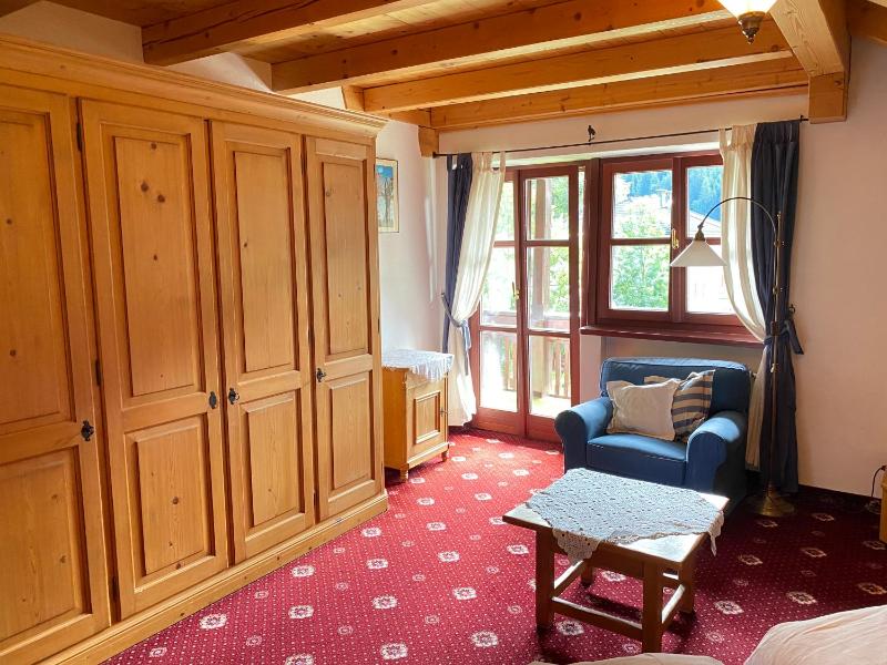 Apartment with Mountain View image 4