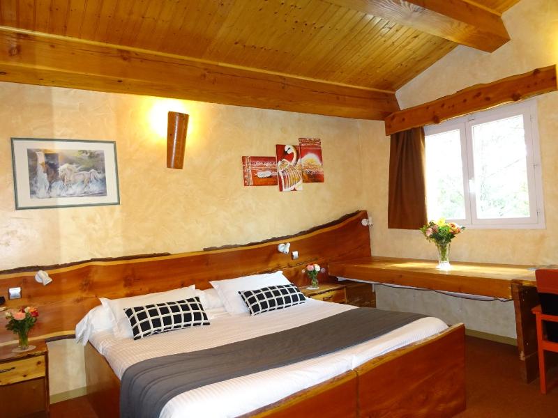 AU BOIS FLEURI Les Chambres d'Hôtes - image 14