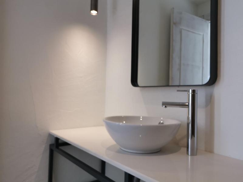 Basic Triple Room image 1