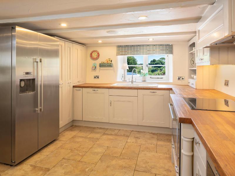 Higher Collaton Cottage - image 27