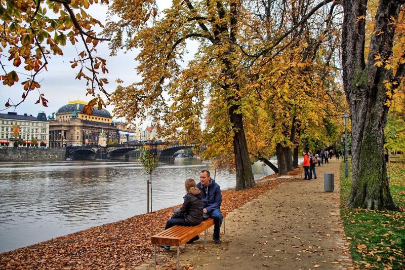 Riverside Apartment - image 12