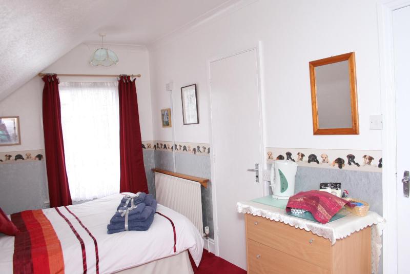 Double Room image 3