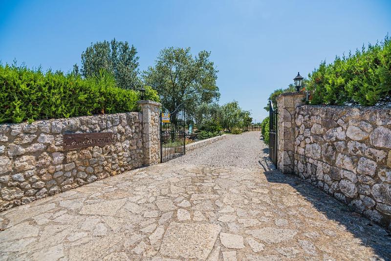 Can Barretas - image 8