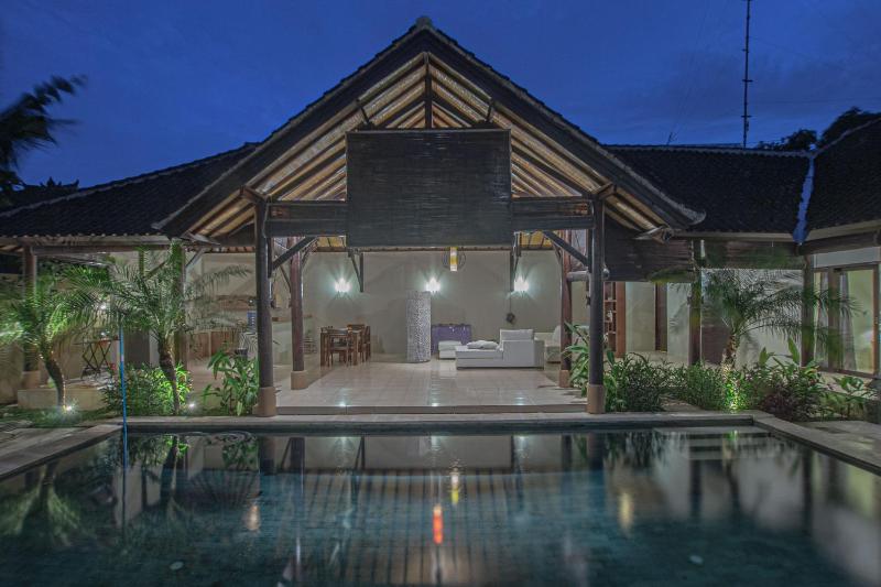 Theo Villa - 2 bedroom Images