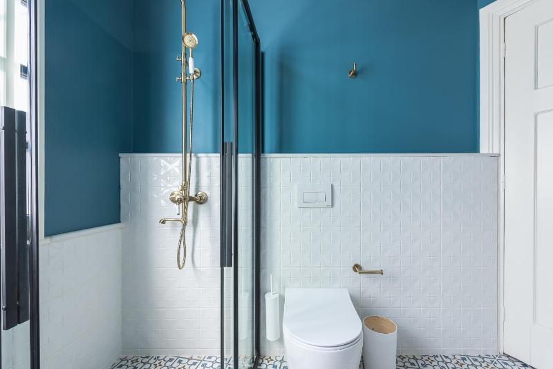 Junior Suite with Balcony image 2