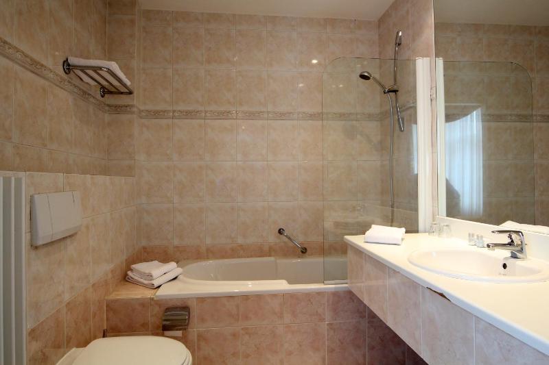 Junior Suite image 3