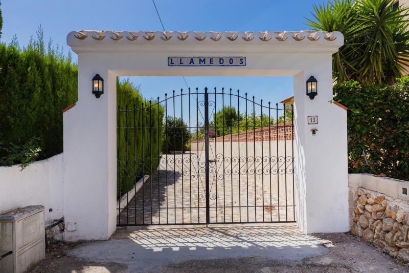 Villa Llamedos Montgo Javea by Rock Rentals - image 7
