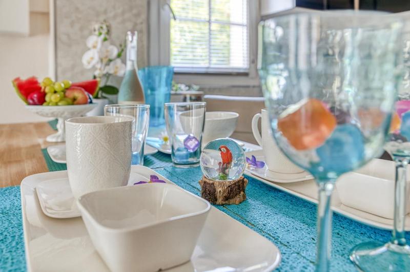 One-Bedroom Apartment image 3