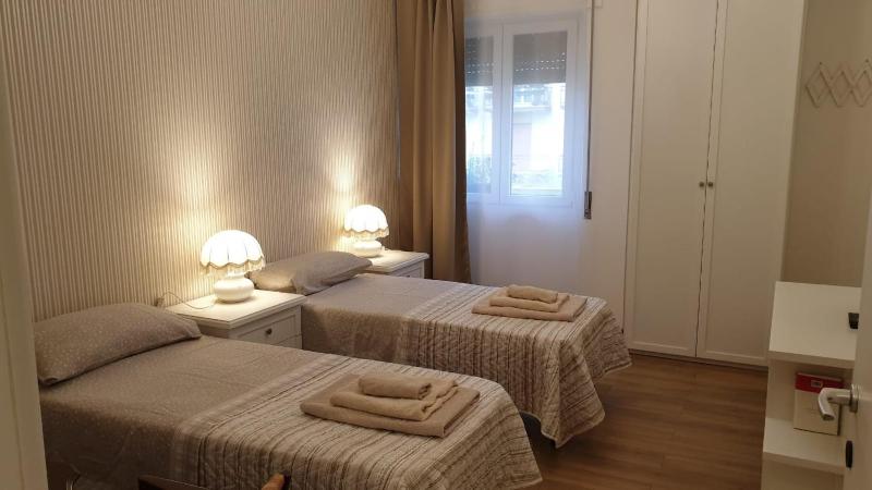 Double Room with Private External Bathroom image 3