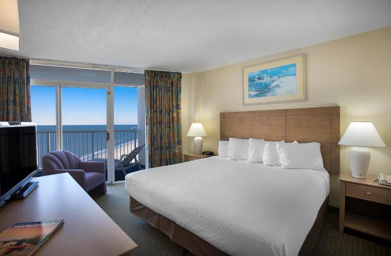 Two Bedroom Suite Oceanfront image 2