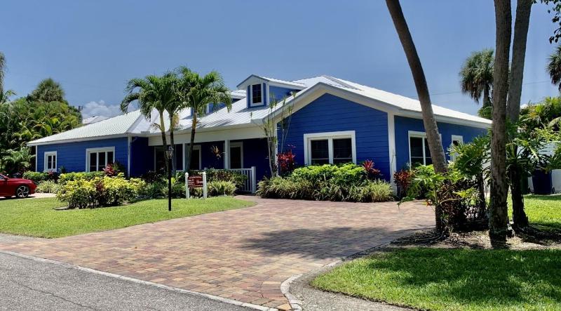 Three-Bedroom House image 1