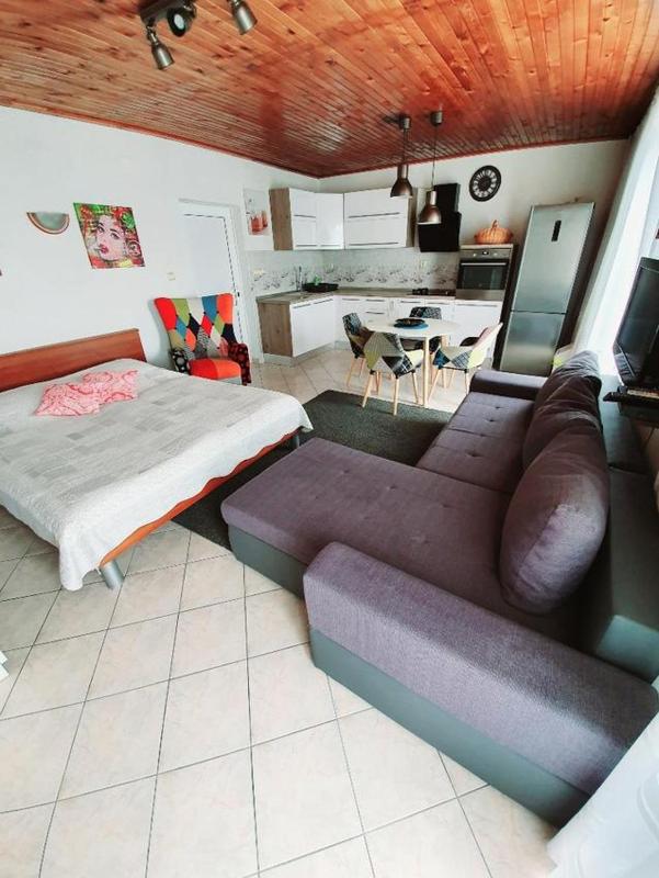 Studio with Terrace and Sea View image 2