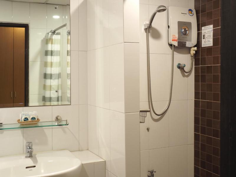 Superior Double Room image 3