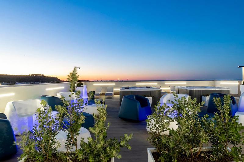 Sundeck Hotel - image 47
