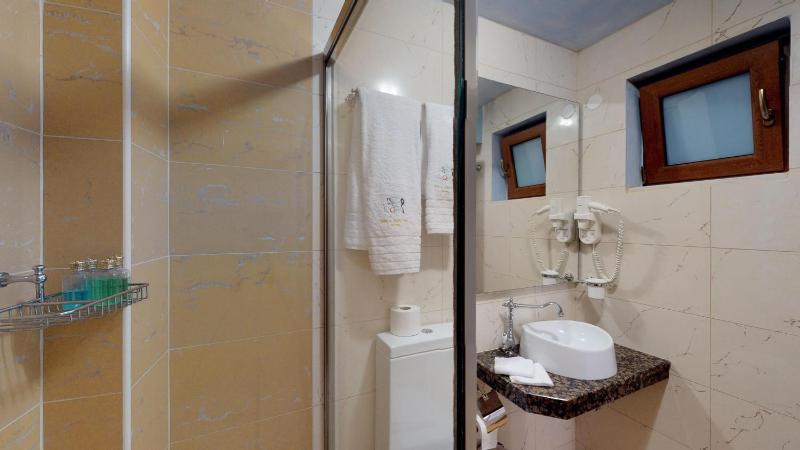 Leda Suites - image 4