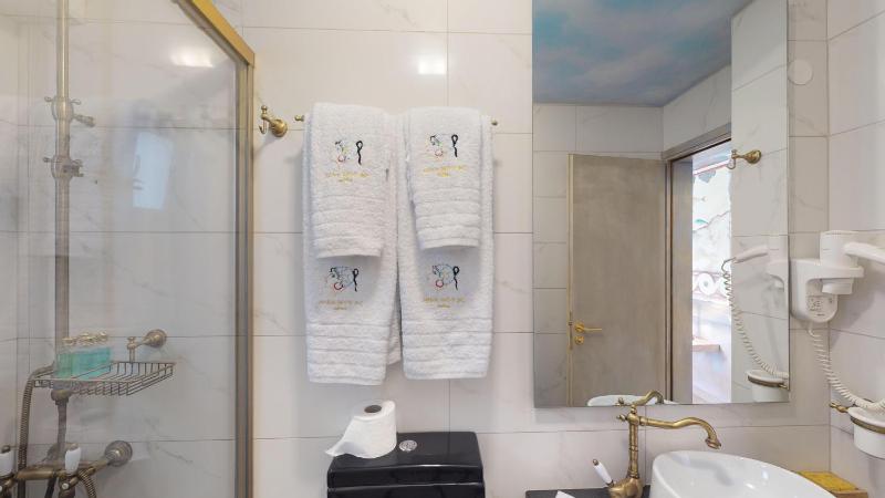 Leda Suites - image 31