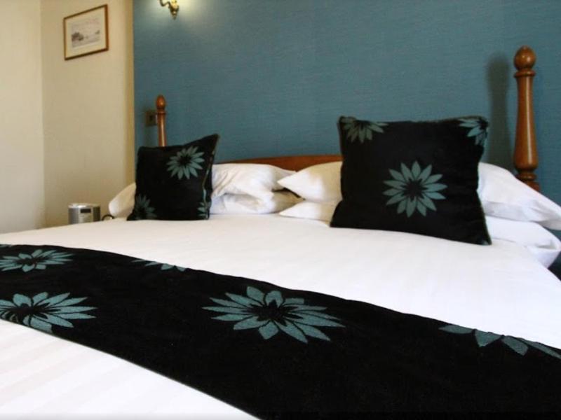 Deluxe Double Room with Shower image 1