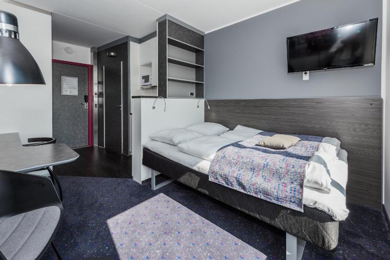 Cabinn Apartments - image 11