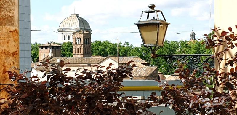 Deluxe Double Room with Terrace image 2