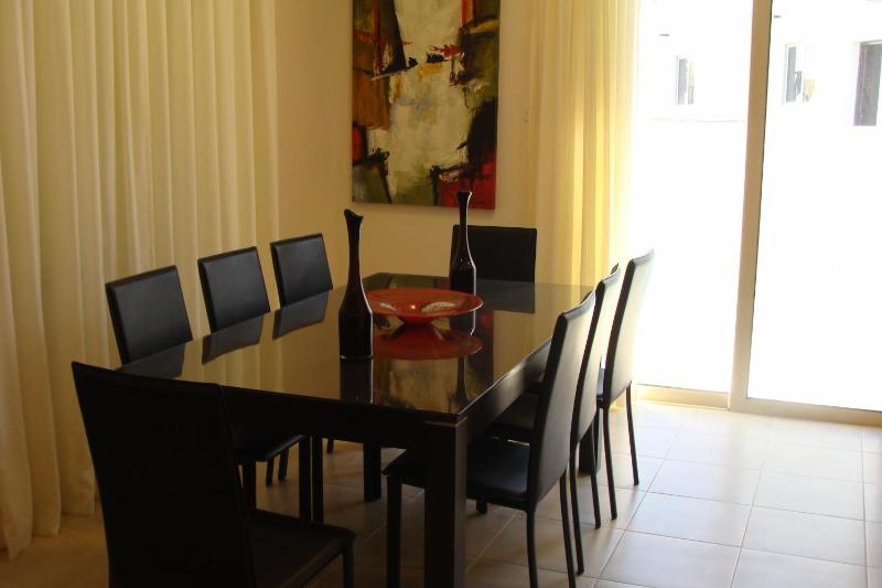 Polyxenia Isaak Luxury Villas and Apartments - image 4
