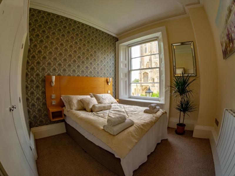 Deluxe Apartment image 1