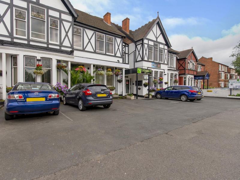 The Cotswold - image 7