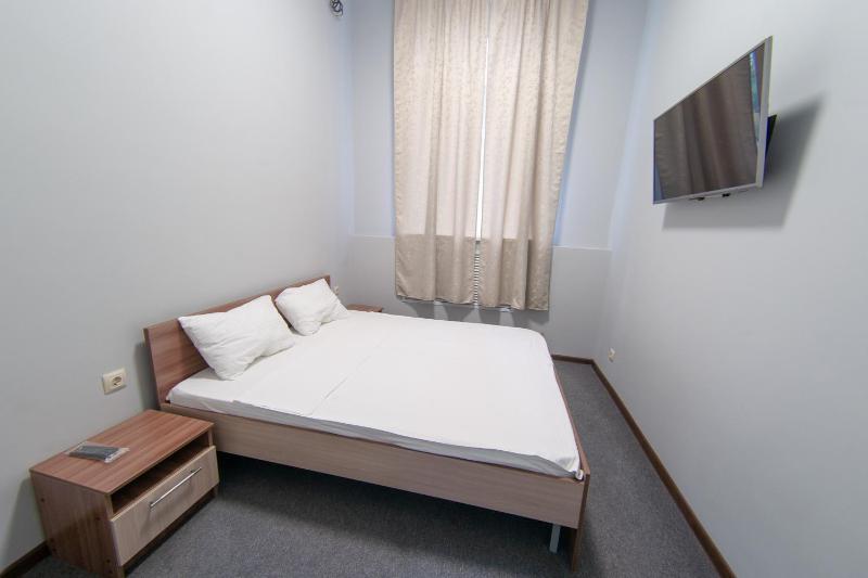 Double Room with Private Bathroom image 2
