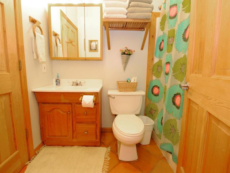 Standard Double Room image 3
