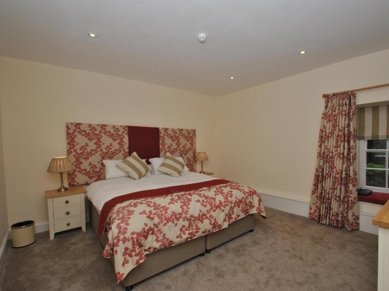 Standard Double Room image 1