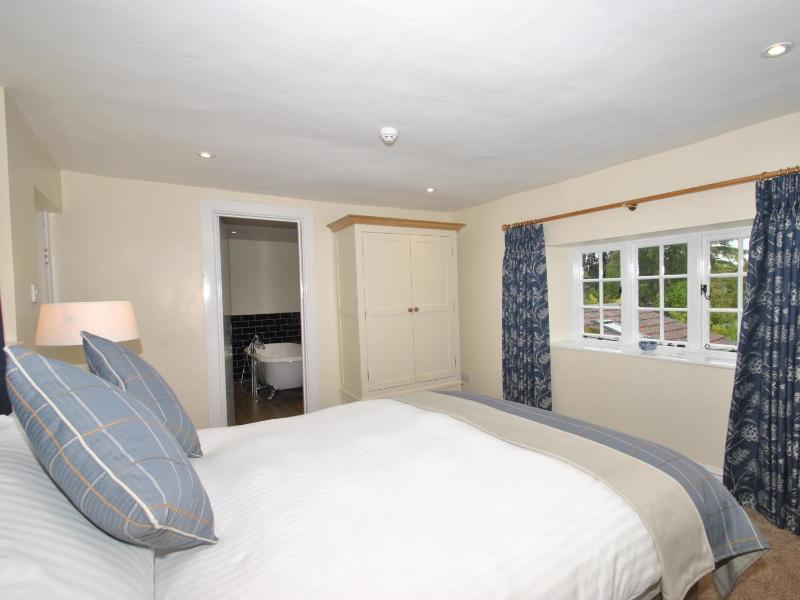 Superior Double Room image 1