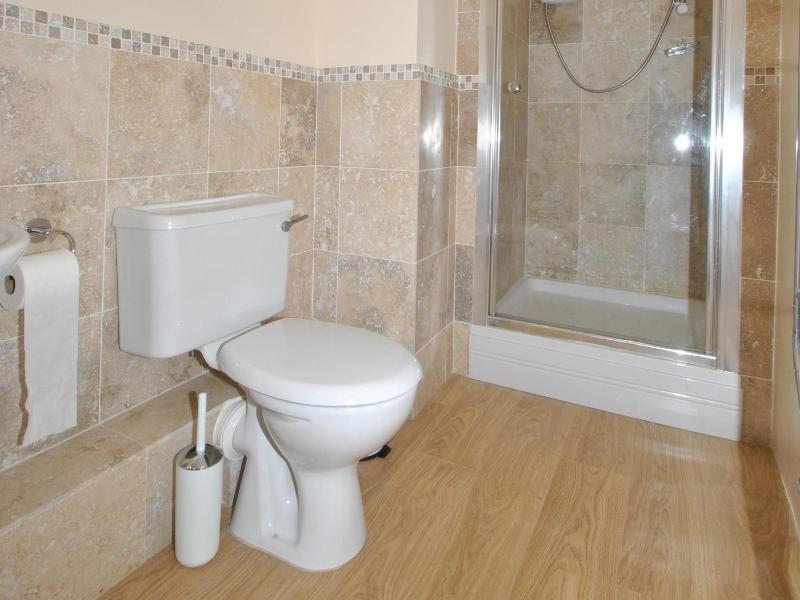Standard Twin Room image 2