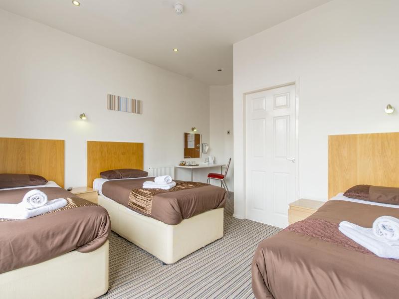 Triple Room image 1