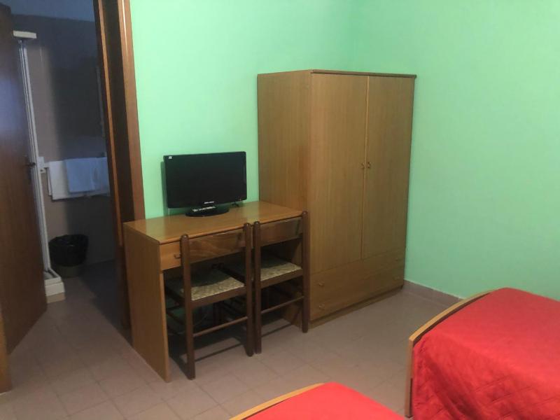 Triple Room image 3