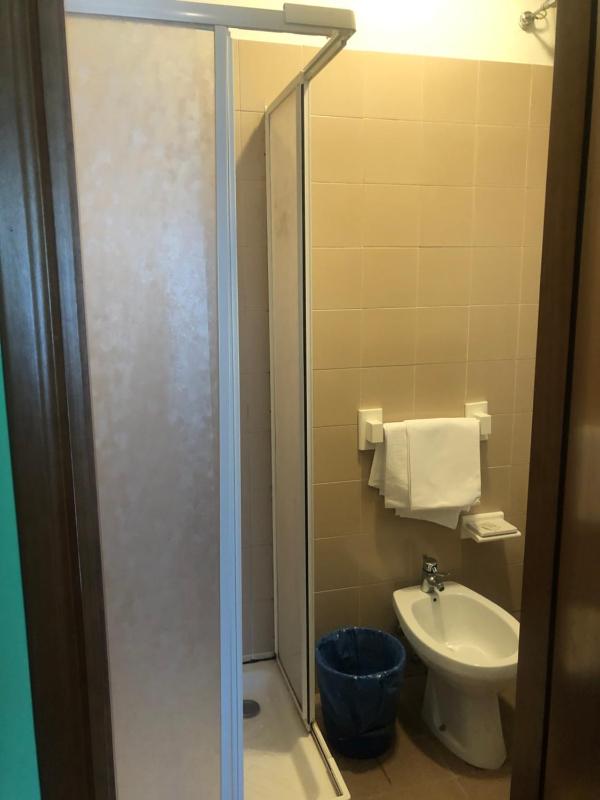Double or Twin Room image 2