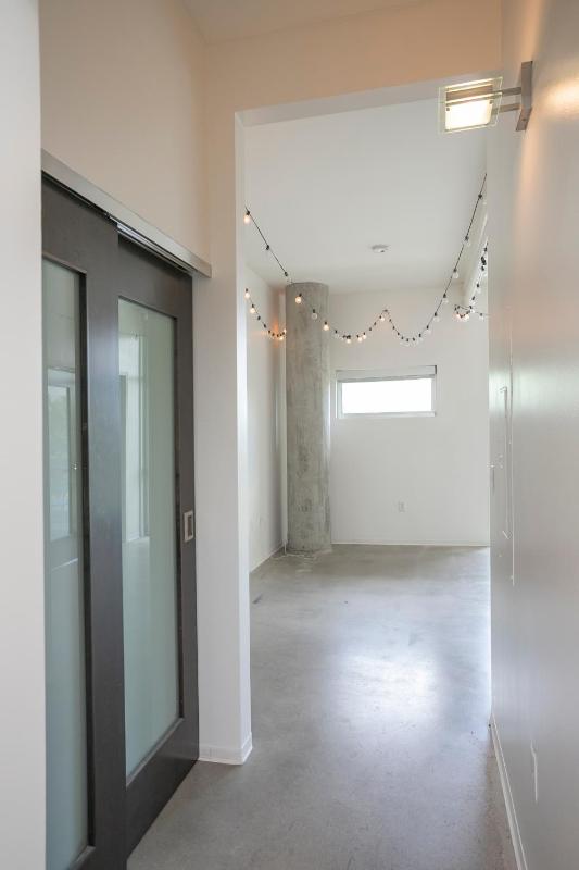 Apartment image 3