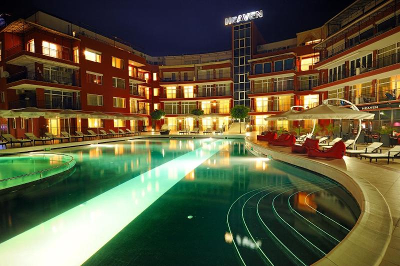 Heaven Lux Apartments - image 2