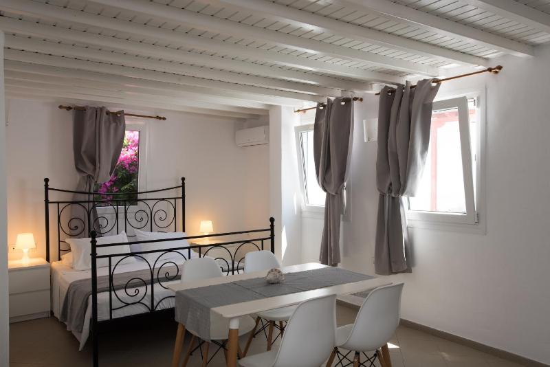 Apartment image 4