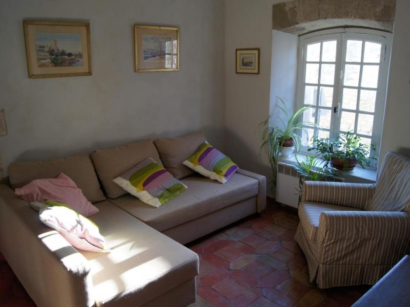 One-Bedroom Cottage image 4