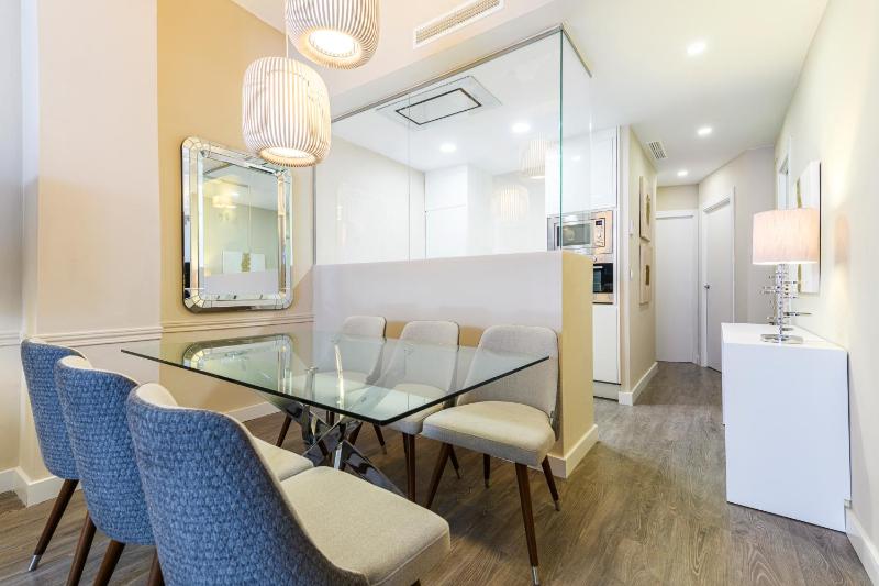 Apartment with Terrace image 4