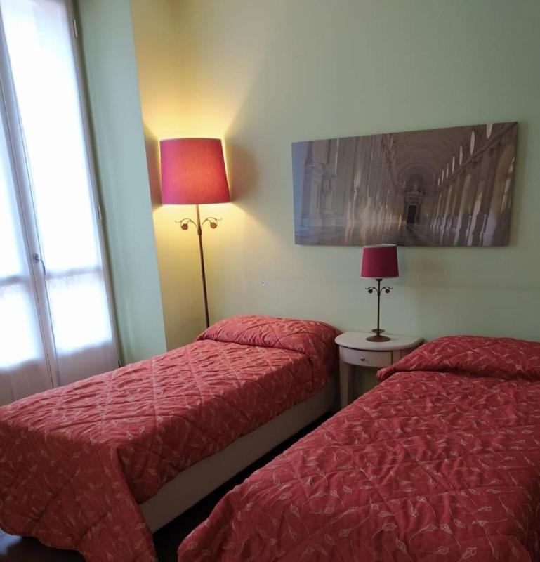 Double or Twin Room image 4