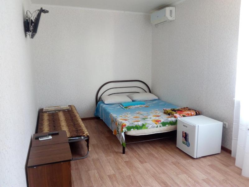 Standard Triple Room image 3