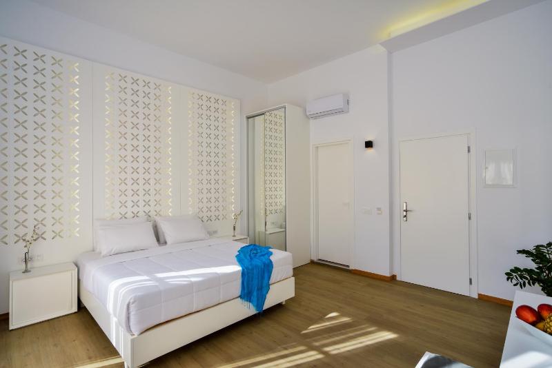 Elia Portou Luxury Residence - image 11
