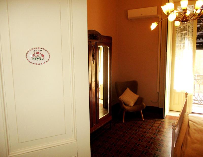 Double Room with Balcony image 1